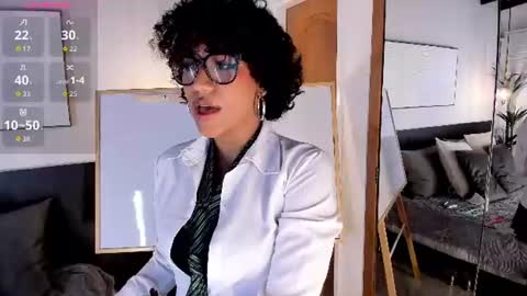 Snapshot of ambracohelo chatting on 07.25.26 Ambra Cohelo online show from 07.25.26