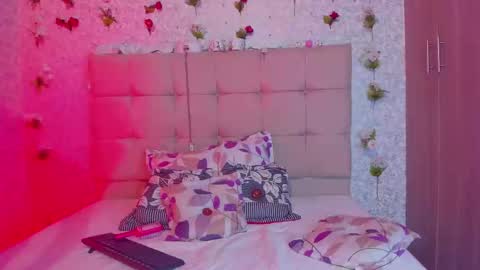 amelia_ferrerx online show from 10.15.25