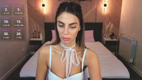 Snapshot of amelia_milly chatting on 04.12.26 amelia online show from 04.12.26