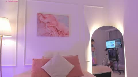 Snapshot of amelia_saenz_ chatting on 05.26.26 Amelia online show from 05.26.26