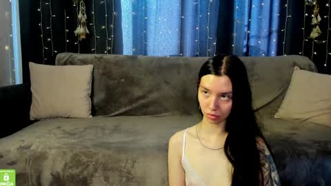 Snapshot of amelia_skyy chatting on 06.10.26 Anna online show from 06.10.26