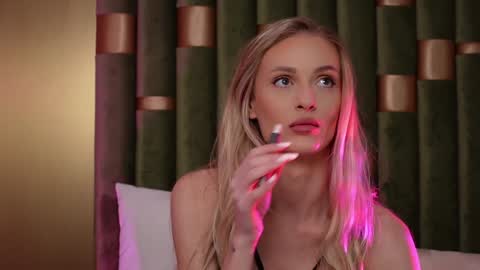 Amelia online show from 01.16.25