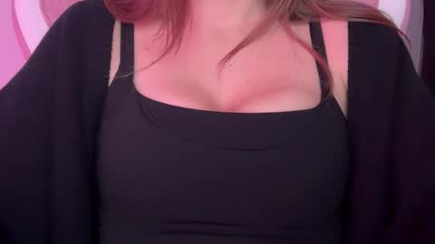 Snapshot of ameliacooperxxx chatting on 10.15.25 ameliacooperxxx online show from 10.15.25