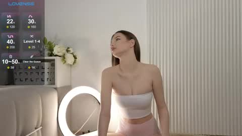 Snapshot of ameliahopkins chatting on 05.14.26 5th day here my name Jennie online show from 05.14.26