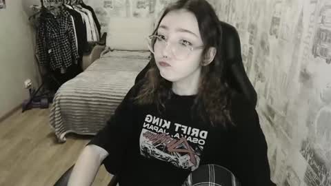 Snapshot of ameliakamishiro chatting on 12.08.24 Amelia online show from 12.08.24