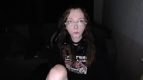 Snapshot of ameliakamishiro chatting on 10.07.25 Amelia online show from 10.07.25