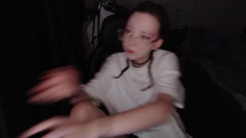 Amelia online show from 11.25.25