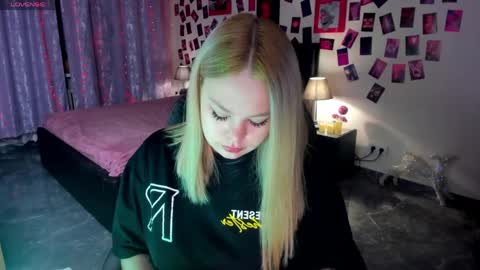 Amelia online show from 04.02.26