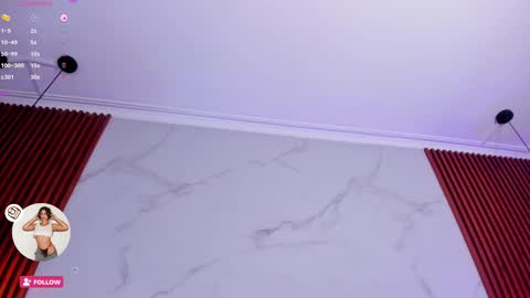 Snapshot of amelie_leigh chatting on 01.08.25 Alejandra online show from 01.08.25