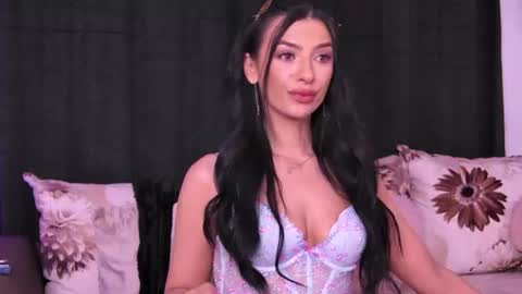 Snapshot of ameliereeaa chatting on 06.28.26 AmelieReeaa online show from 06.28.26