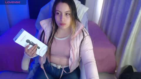 Snapshot of amelierose1 chatting on 05.04.26 Amelie online show from 05.04.26