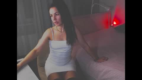 amelinamersi online show from 09.12.25