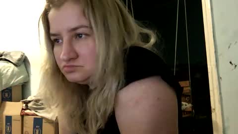 amely12 online show from 01.23.25