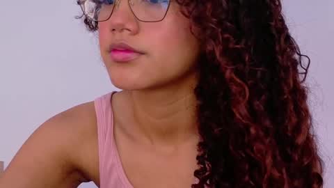 Snapshot of amely_sweetheat chatting on 04.25.26 Amely online show from 04.25.26