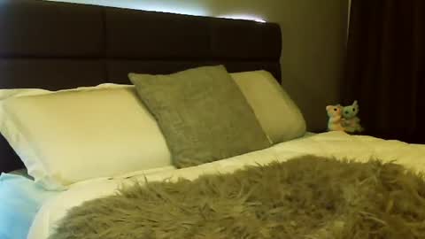 Snapshot of amera_gray chatting on 02.03.25 HOT white naughty leo xxx online show from 02.03.25