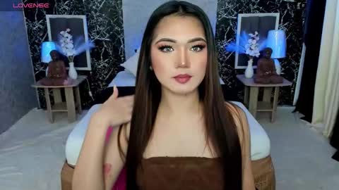 Claire online show from 09.27.25