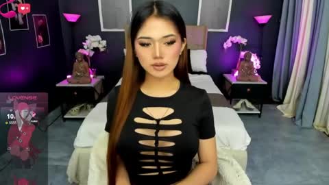 Claire online show from 06.05.26