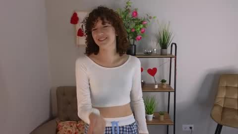 Snapshot of amfi_dust chatting on 05.21.26 Alivia online show from 05.21.26