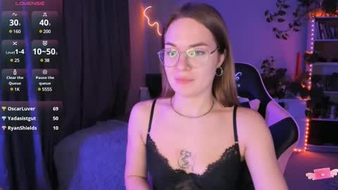 Snapshot of ami_amour_ chatting on 12.16.24 Hi-hi I am Kate welcome to my sexy room online show from 12.16.24