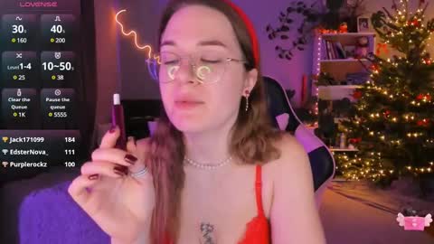 Snapshot of ami_amour_ chatting on 12.24.24 Hi-hi I am Kate welcome to my sexy room online show from 12.24.24