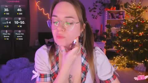 Snapshot of ami_amour_ chatting on 01.14.25 Hi-hi I am Kate welcome to my sexy room online show from 01.14.25