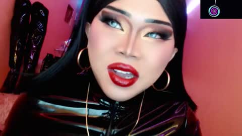 Queen Mireska online show from 03.28.26