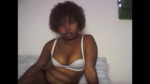 amielle_01 online show from 04.22.26