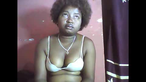 amielle_01 online show from 04.25.26