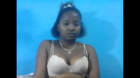 amielle_01 online show from 05.17.26