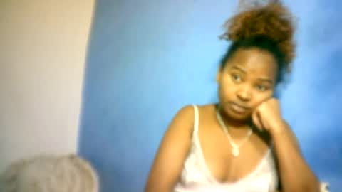 amielle_01 online show from 08.02.26