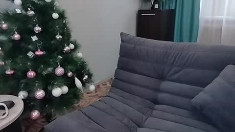 Mila online show from 01.02.25