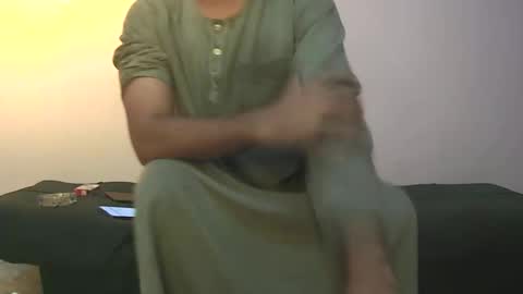 Amir online show from 11.28.25