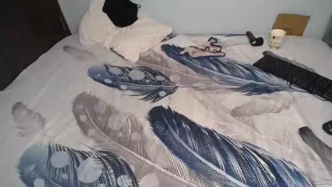 amira9120 online show from 10.20.25