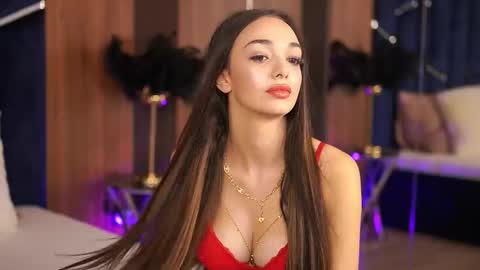 Snapshot of amiraveyl chatting on 09.17.25 Amiraveyl online show from 09.17.25