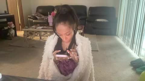 Snapshot of amirime chatting on 04.01.26 Aulani 3 online show from 04.01.26
