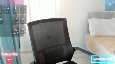 amiwong online show from 10.31.25