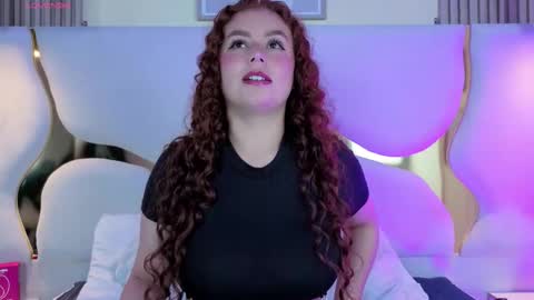 Snapshot of ammber_mjs chatting on 09.17.25 ammber_mjs online show from 09.17.25