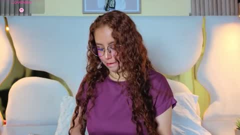 Snapshot of ammber_mjs chatting on 10.01.25 ammber_mjs online show from 10.01.25