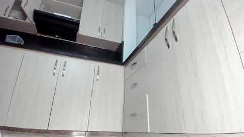 Amelya online show from 12.15.25