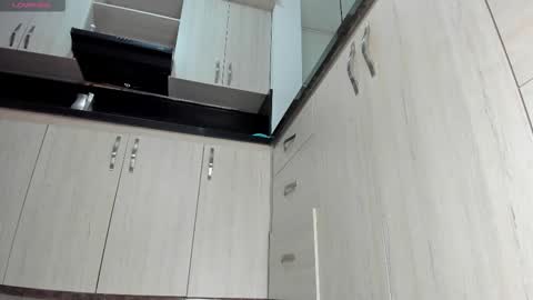 Amelya online show from 12.19.25