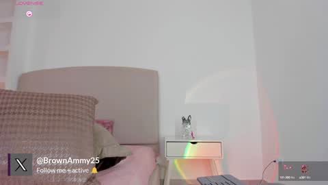 Snapshot of ammy_brown_ chatting on 01.19.25 AMMY online show from 01.19.25