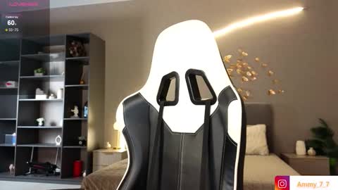 Ammy  dont forget to thumbs up me  online show from 09.30.25