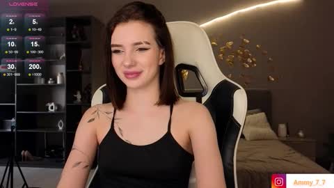 Ammy  dont forget to thumbs up me  online show from 10.12.25