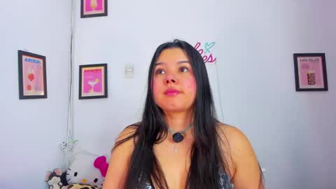 Snapshot of ammy_v chatting on 08.01.26 Lu online show from 08.01.26