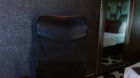 Snapshot of ammyjoness_ chatting on 07.14.26 Ammy Jones online show from 07.14.26