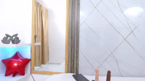 AmmyPike online show from 03.04.25