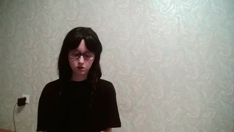 Amomira honeyx online show from 12.19.25