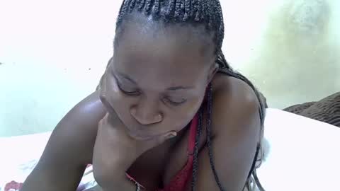 Snapshot of amor_anny chatting on 06.18.26 anny online show from 06.18.26