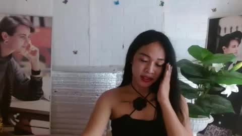 Snapshot of amor_power27 chatting on 10.15.25 amor_power27 online show from 10.15.25