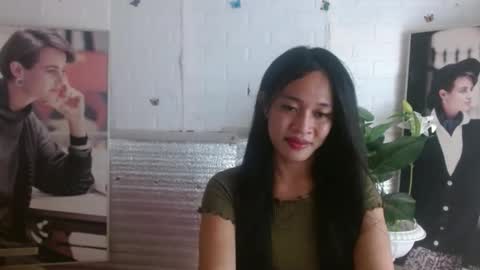 Snapshot of amor_power27 chatting on 10.17.25 amor_power27 online show from 10.17.25